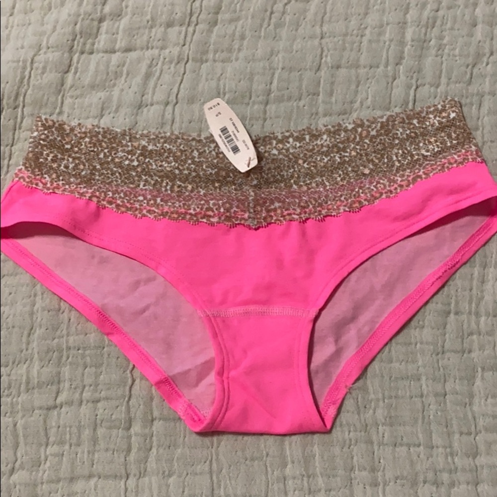 Victoria’s Secret women’s cotton lingerie